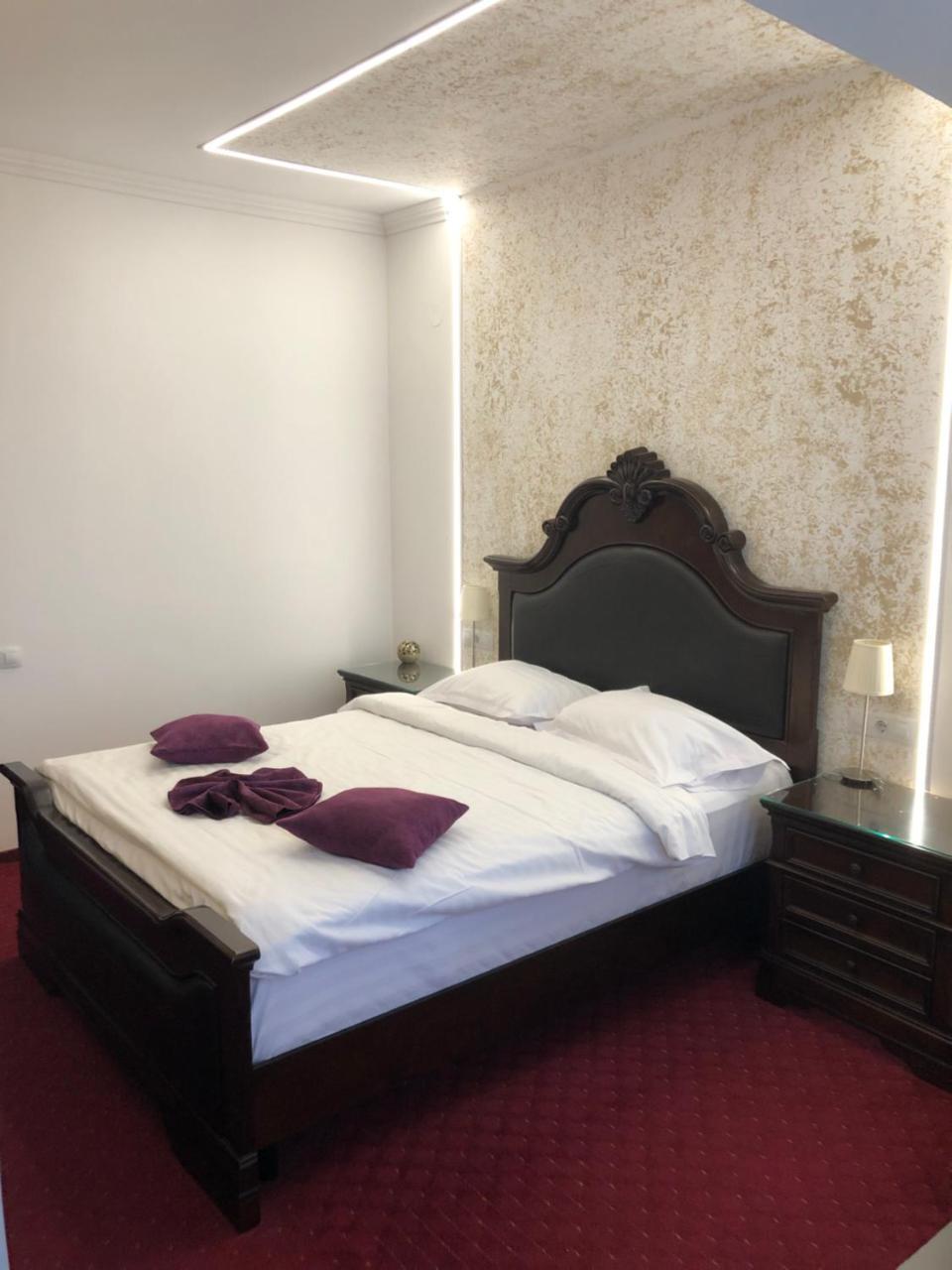 Hotel Bulevard Prestige Slatina  Ngoại thất bức ảnh